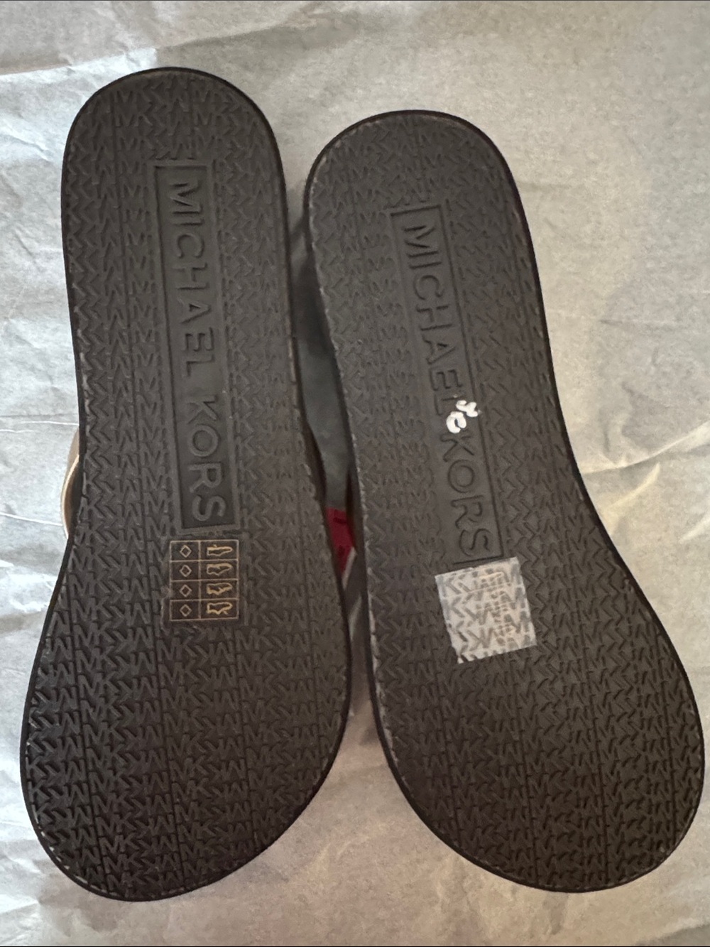 Michael Kors Gold Strap Brown Monogram Flip Flops - Picture 4 of 7